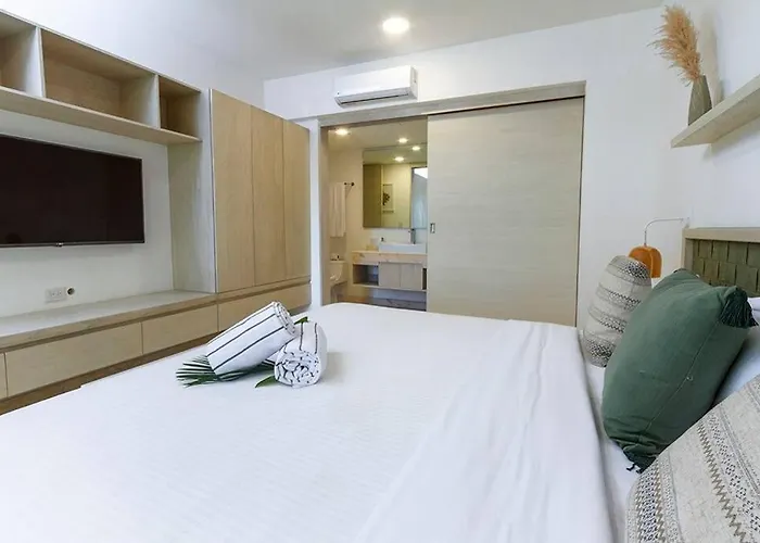2 Bedroom + Private Pool And Roof Terrace Apartment