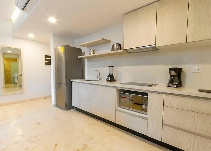 Apartment 2 Bedroom + Private Pool And Roof Terrace