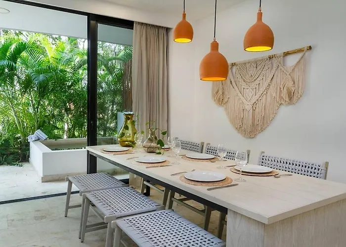 Apartment 2 Bedroom + Private Pool And Roof Terrace
